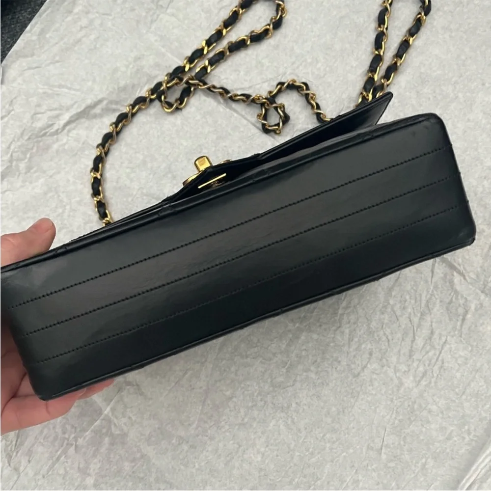 Chanel Single Flap Bag - Picture 6 of 13